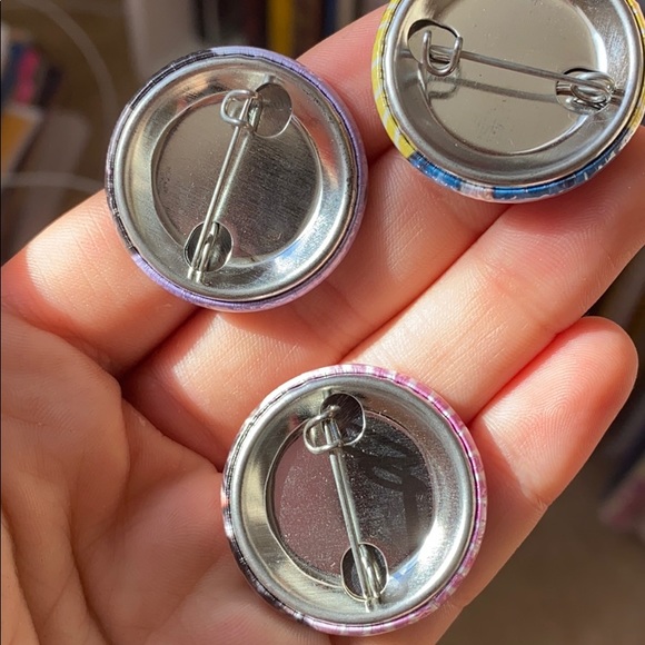 Pins - Picture 5 of 5